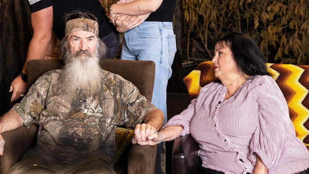 “A LOVE THAT NEVER WAVERED”: The Inspiring Story of Phil and Kay